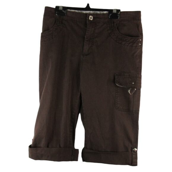 Lee's Just below the waist brown capri pants - Picture 2 of 3